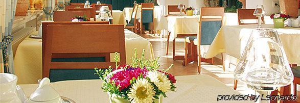 Akzent Hotel Wersetuerm'Ken Munster  Restoran fotoğraf
